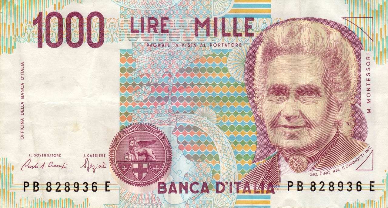 Moneta da 5 lire con delfino, simbolo del valore numismatico attuale.